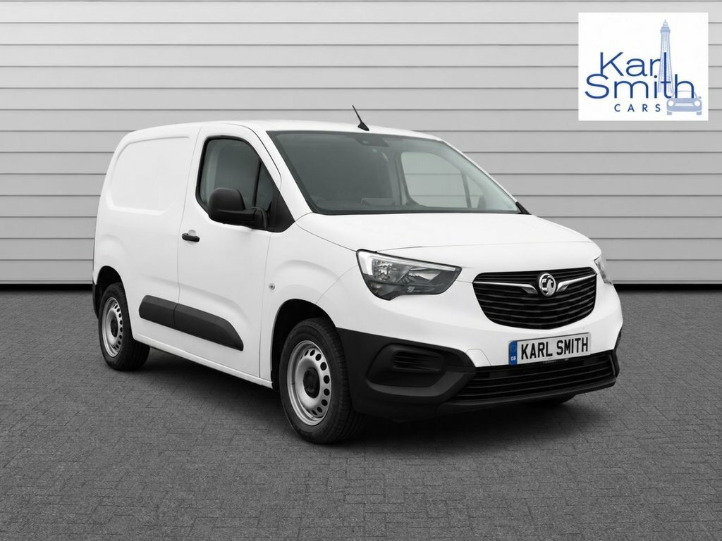 Vauxhall Combo 1.6L Edition White