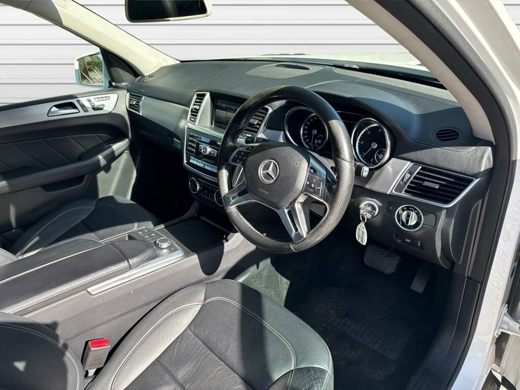 Mercedes-Benz GL Class Gl350 V6 Bluetec Amg Black #9