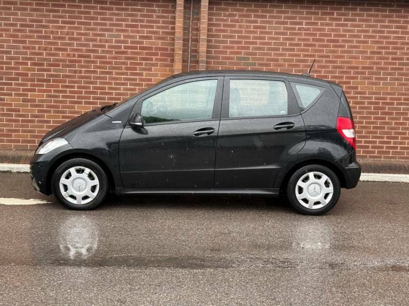 Mercedes-Benz A Class A160 Cdi Blueefficiency Classic Se VN12SYS Black #2