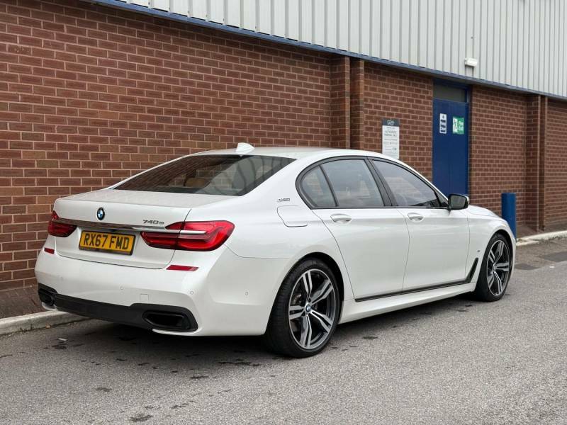 BMW 7 Series 740E M Sport - 2017 RX67FMD White #6