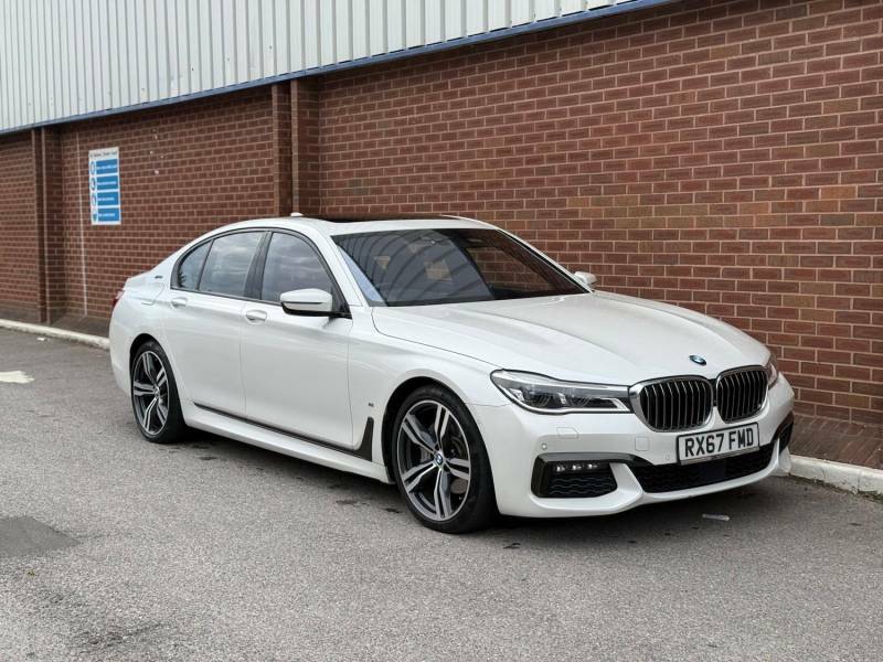 BMW 7 Series 740E M Sport - 2017 RX67FMD White #2