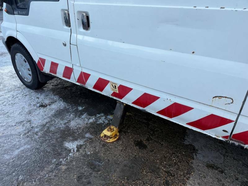 Ford Transit Custom Cherry Picker - 2001 Y716TNB White #5