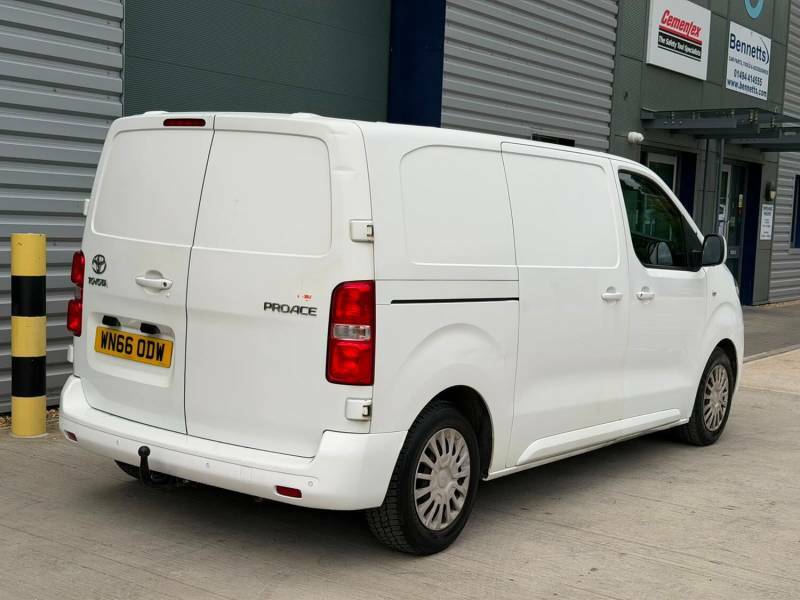Toyota PROACE 1.6D 115 Comfort Van - 2016 White #6
