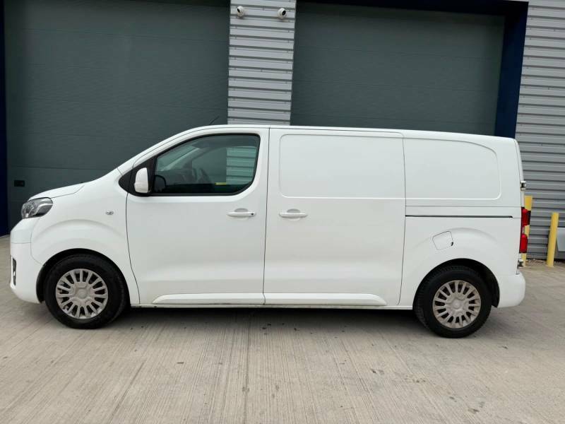 Toyota PROACE 1.6D 115 Comfort Van - 2016 White #3