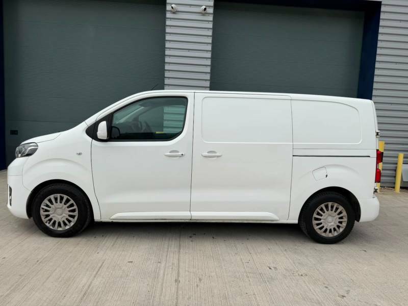 Toyota PROACE 1.6D 115 Comfort Van White #3