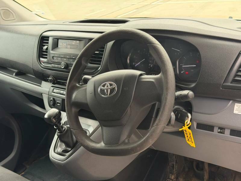 Toyota PROACE Panel Van White #9
