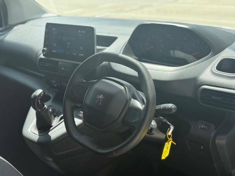 Peugeot Partner 1.6 Bluehdi 1000 Professional Standard Panel Van S White #7