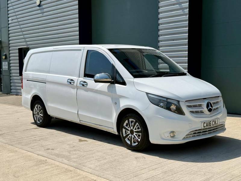 Mercedes-Benz Vito 111Cdi Van White #2