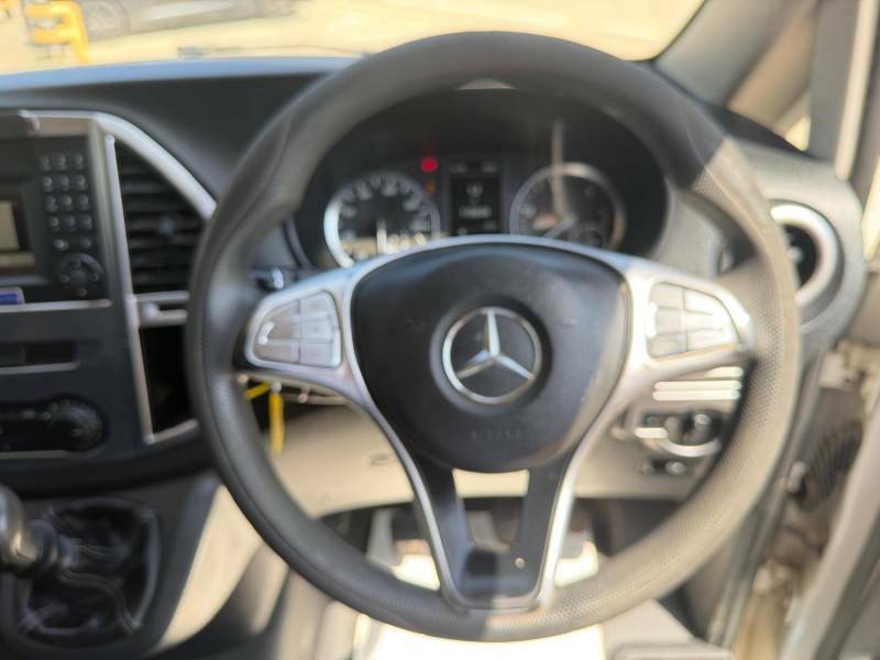 Mercedes-Benz Vito 116 Bluetec White #12