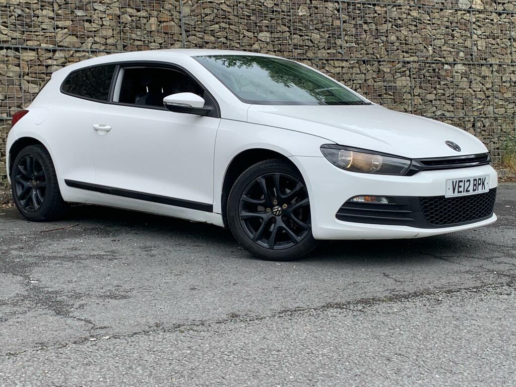Volkswagen Scirocco 2.0 Tdi Bluemotion Tech Euro 5 Ss Nav White