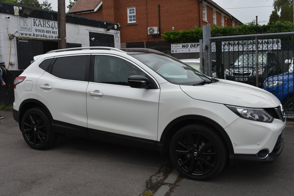 Nissan Qashqai 1.2 Dig-t Tekna Suv Xtron 2Wd Euro 6 S GX16PXC White #2