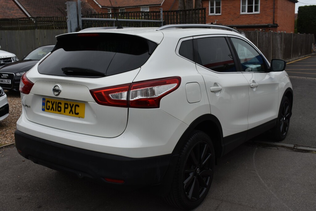 Nissan Qashqai 1.2 Dig-t Tekna Suv Xtron 2Wd Euro 6 S GX16PXC White #3