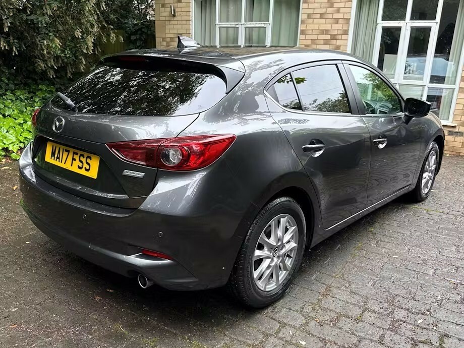 Mazda 3 2.0 Skyactiv-g Se-l Nav Hatchback Manua Grey #2