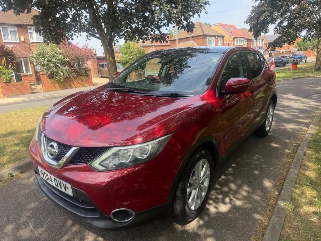 Nissan Qashqai 1.2 Dig-t Acenta Premium 2Wd Euro 5 Ss VO14OVV Red #3