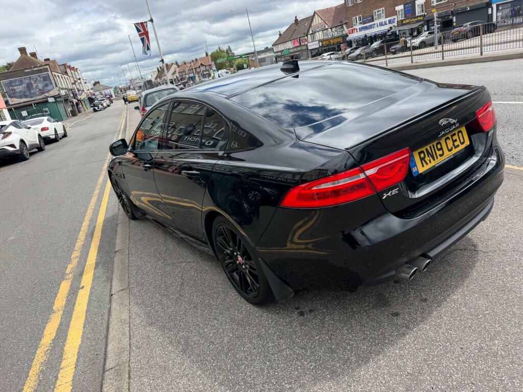 Jaguar XE 2.0D R-sport Euro 6 Ss RN19CEO Black #4