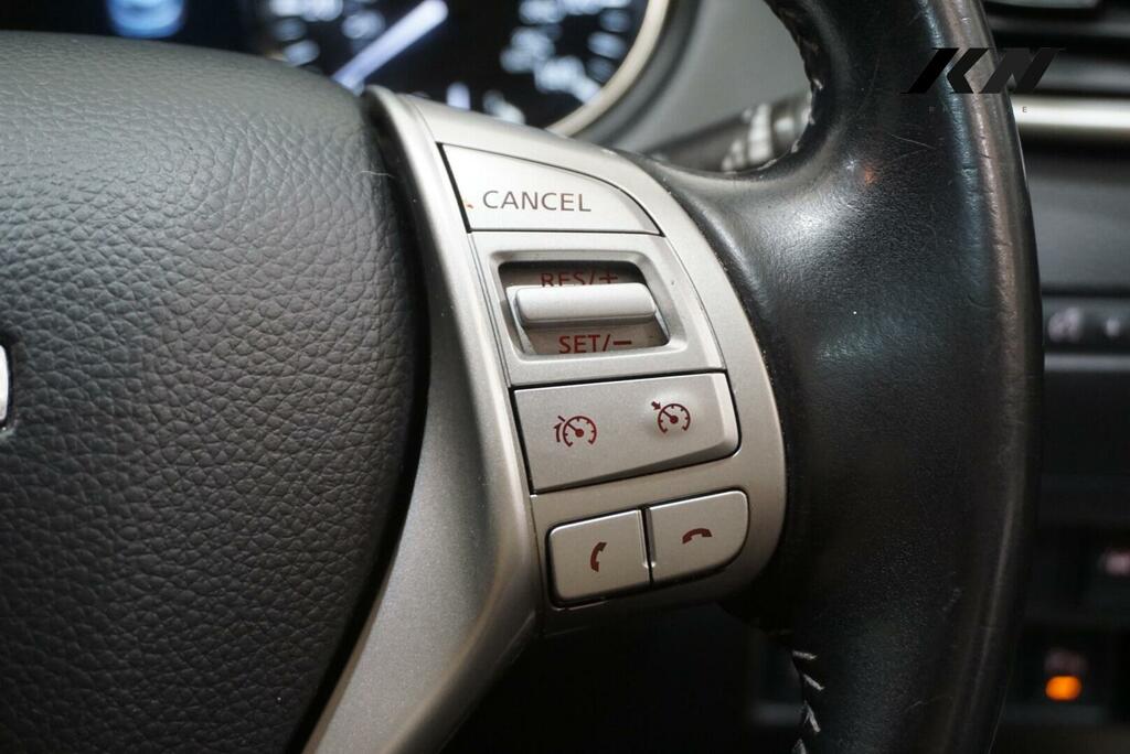 Nissan Qashqai Dci Tekna Xtronic Black #27