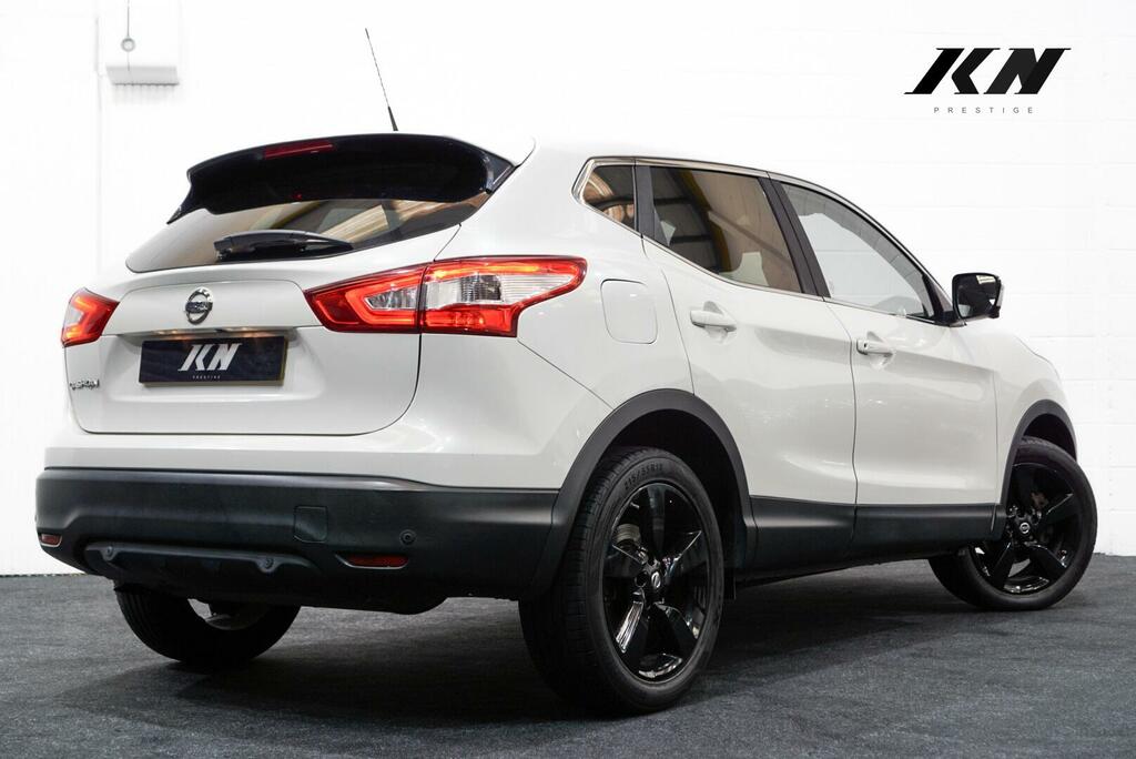 Nissan Qashqai Dci Tekna Xtronic Black #6