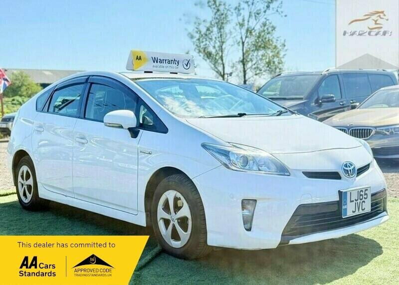Toyota Prius 1.8 Vvt-h T Spirit Cvt Euro 5 Ss LJ65JVC White