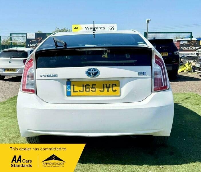 Toyota Prius 1.8 Vvt-h T Spirit Cvt Euro 5 Ss LJ65JVC White #6