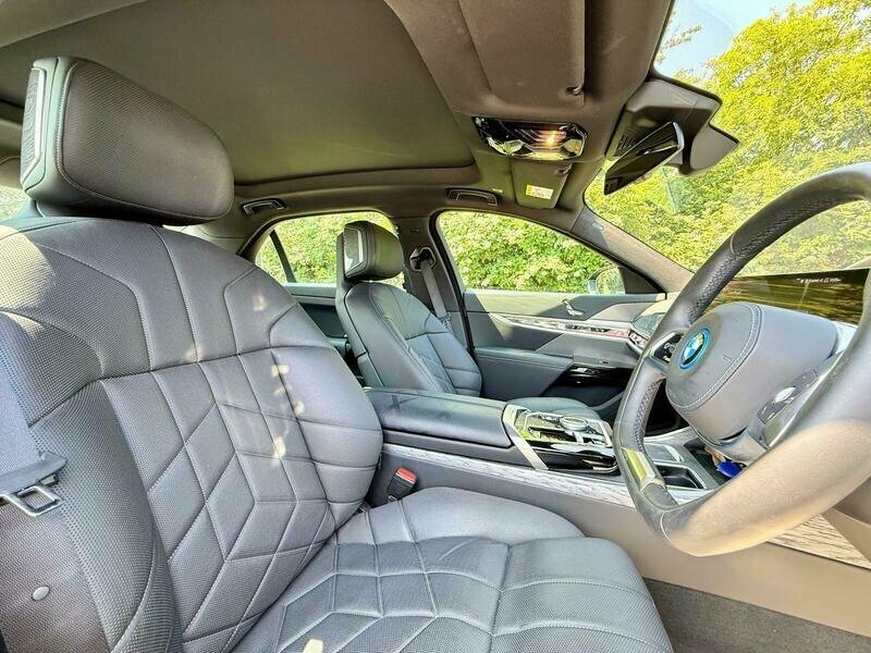 BMW i7 60 105.7Kwh Excellence Pro Xdrive Black #29
