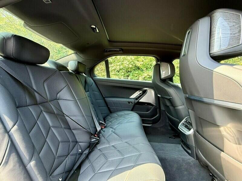 BMW i7 60 105.7Kwh Excellence Pro Xdrive Black #19