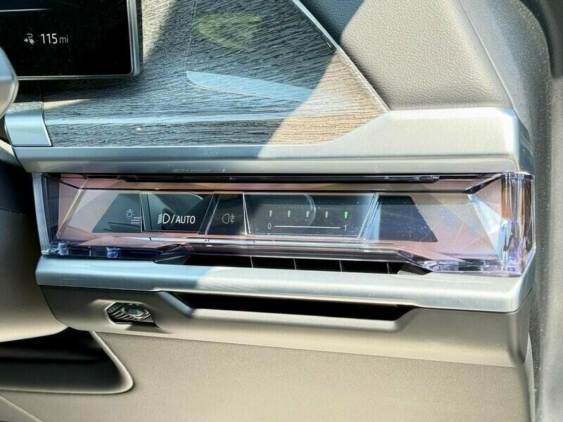 BMW i7 60 105.7Kwh Excellence Pro Xdrive Black #32