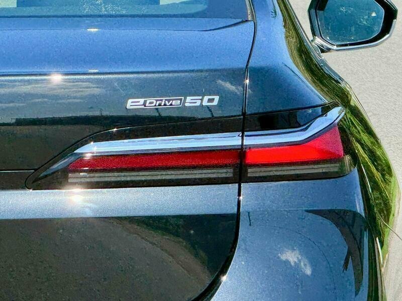 BMW i7 60 105.7Kwh Excellence Pro Xdrive Black #11
