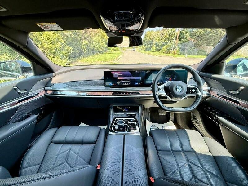 BMW i7 60 105.7Kwh Excellence Pro Xdrive Black #18