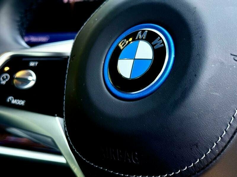 BMW i7 60 105.7Kwh Excellence Pro Xdrive Black #40