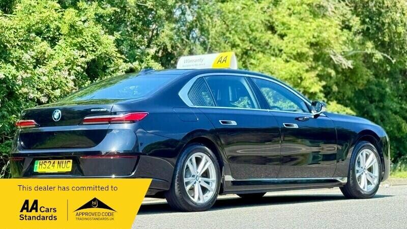 BMW i7 50 105.7Kwh Excellence Edrive Black #5