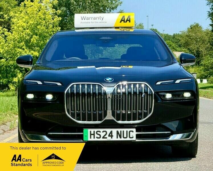 BMW i7 50 105.7Kwh Excellence Edrive Black #3