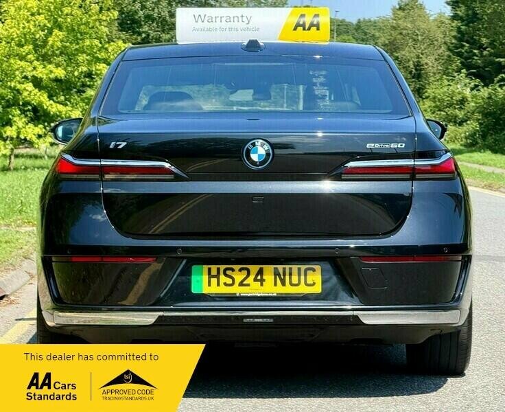 BMW i7 50 105.7Kwh Excellence Edrive Black #6