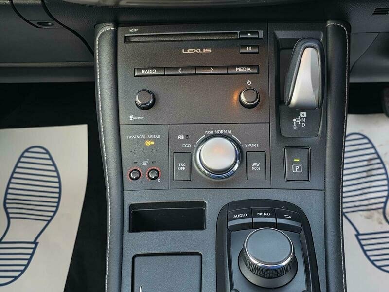 Lexus CT 1.8 200H Luxury Cvt Euro 6 Ss Red #8