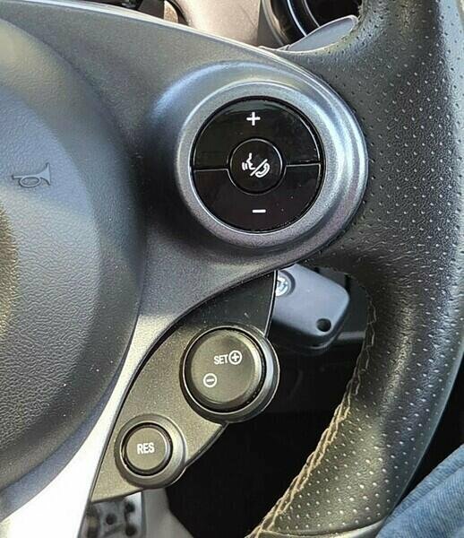 Smart Forfour 60Kw Eq Prime Exclusive 17Kwh 22Kwch Black #17