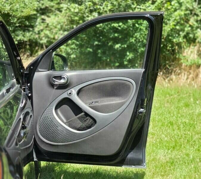 Smart Forfour 60Kw Eq Prime Exclusive 17Kwh 22Kwch Black #10