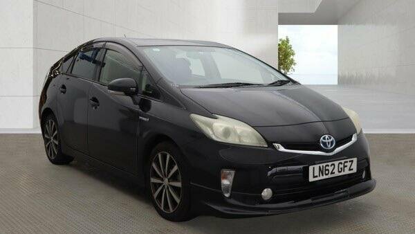Toyota Prius 1.5 Cvt Black