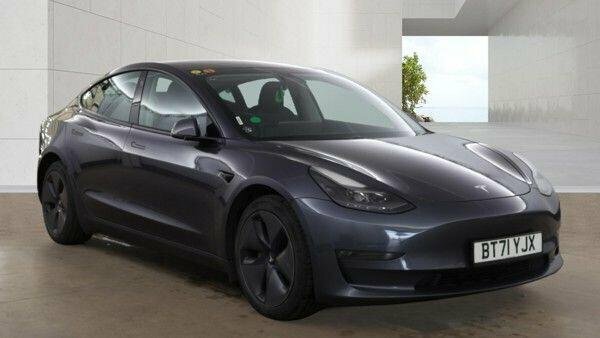 Tesla Model 3 Standard Range Plus Saloon Rwd Red #1