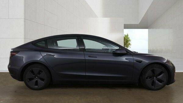 Tesla Model 3 Standard Range Plus Saloon Rwd Red #6