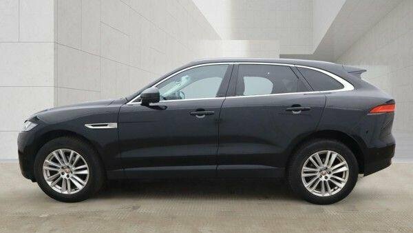 Jaguar F-Pace 2.0D Portfolio Awd - Suv 5 Seats Silver #7