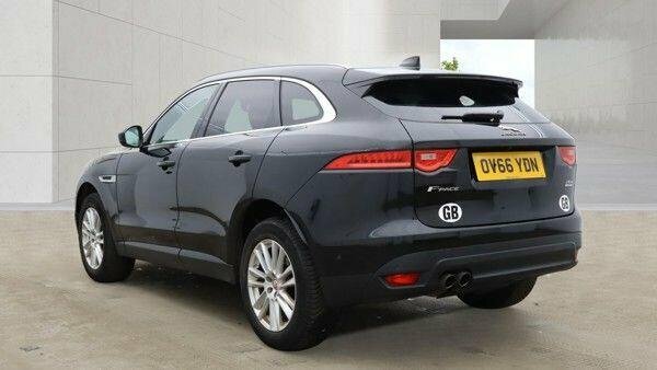 Jaguar F-Pace 2.0 D180 Portfolio Awd Euro 6 Ss Black #4