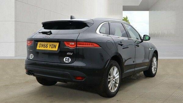 Jaguar F-Pace 2.0 D180 Portfolio Awd Euro 6 Ss Black #3