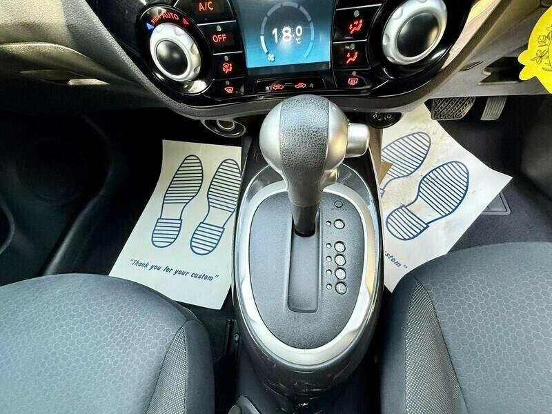 Nissan Juke 1.6 Acenta Premium Xtron Euro 5 Black #22