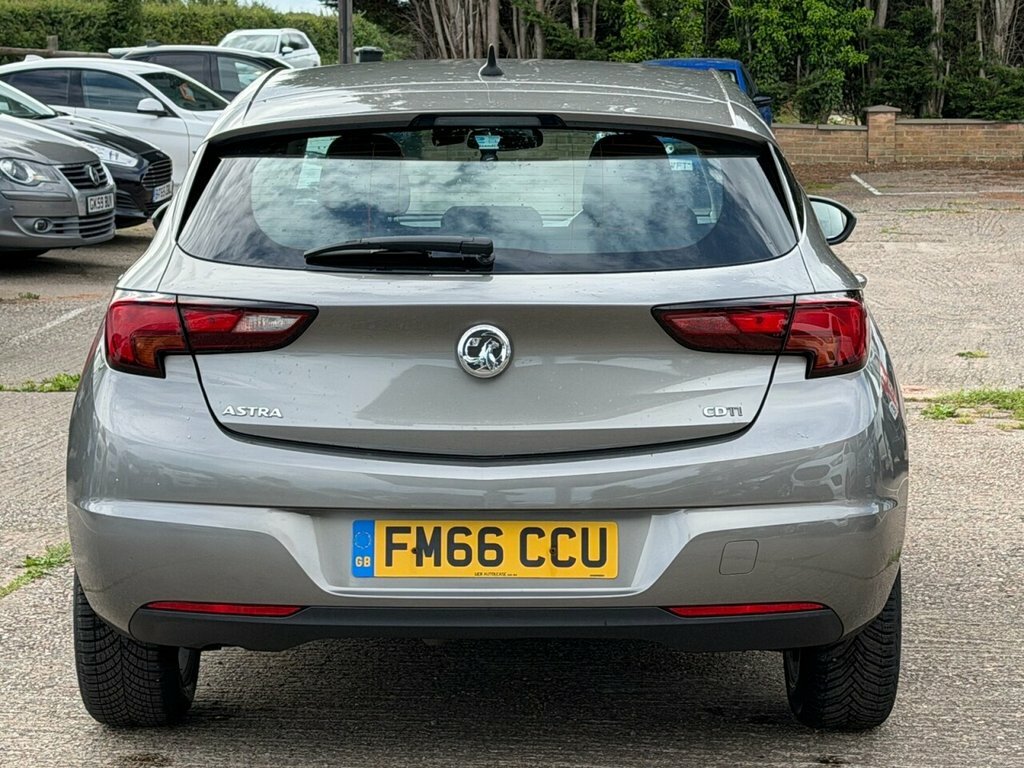 Vauxhall Astra 1L Tech Line FM66CCU Grey #5
