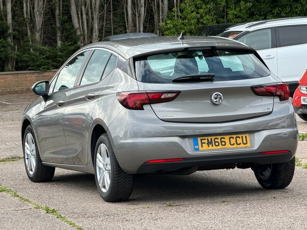 Vauxhall Astra 1L Tech Line FM66CCU Grey #4