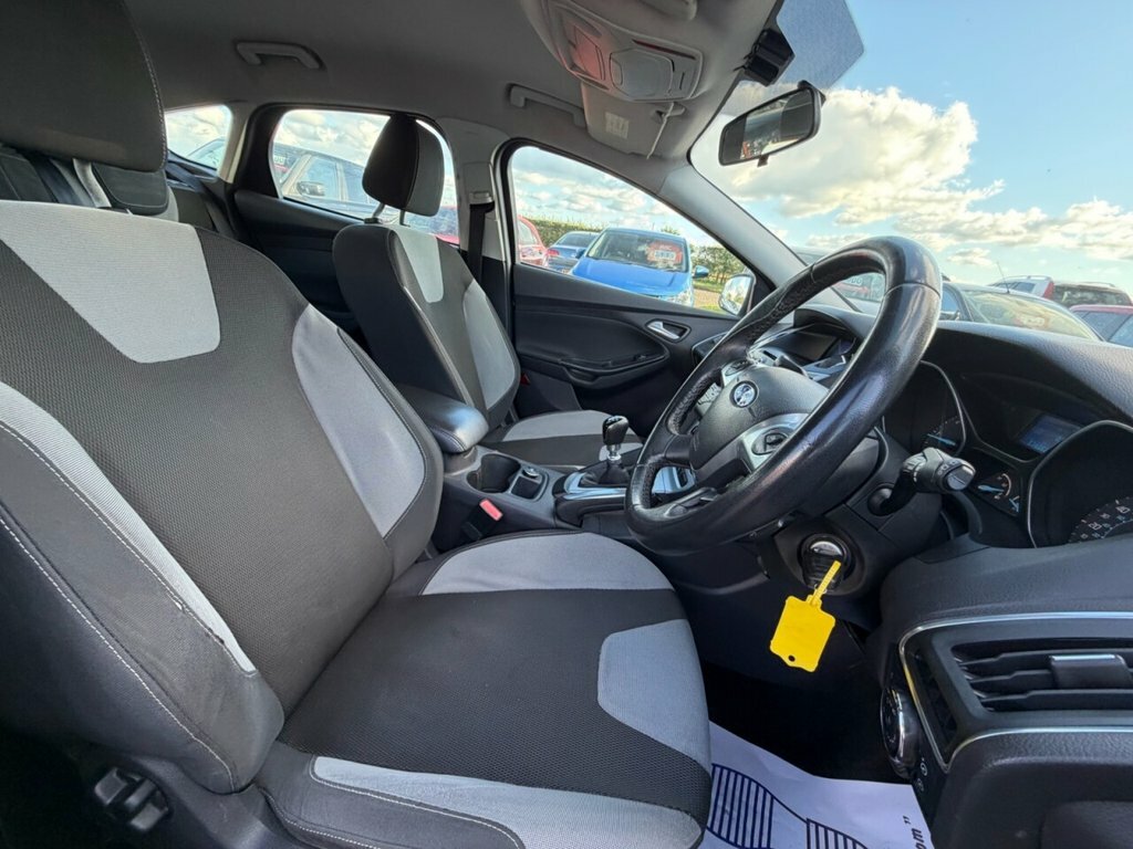 Ford Focus 1.6 Titanium Euro 5 Black #12
