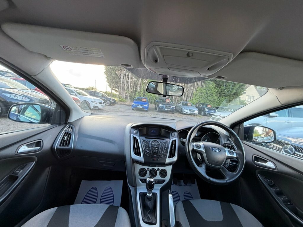 Ford Focus 1.6 Titanium Euro 5 Black #10