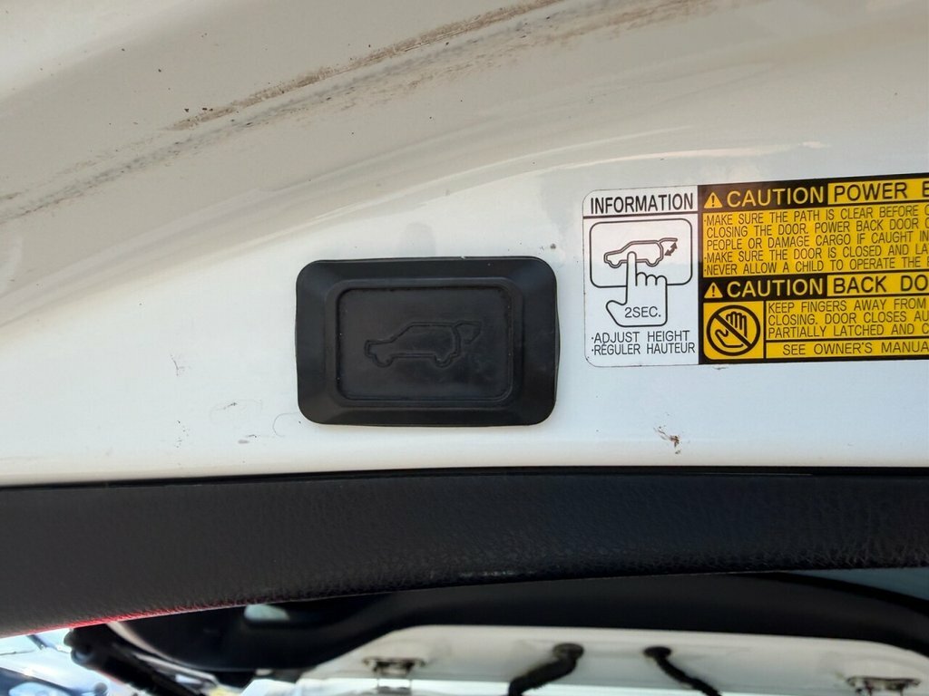 Toyota Rav 4 D-4d Invincible 5-Door Red #12