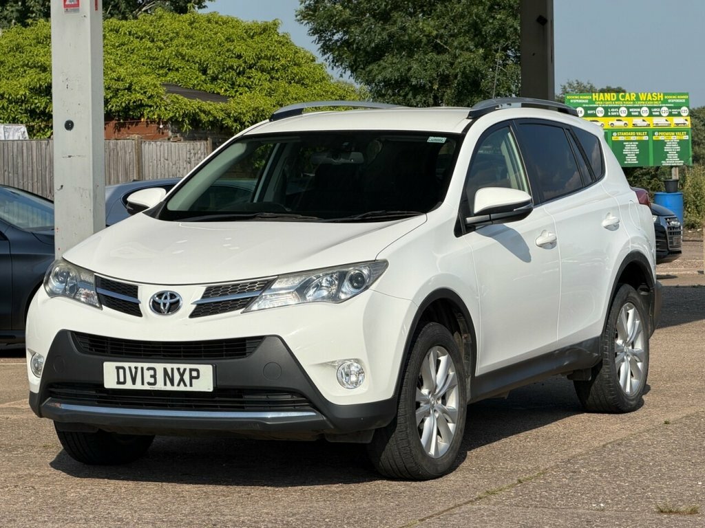 Toyota Rav 4 2.2L Icon White #3