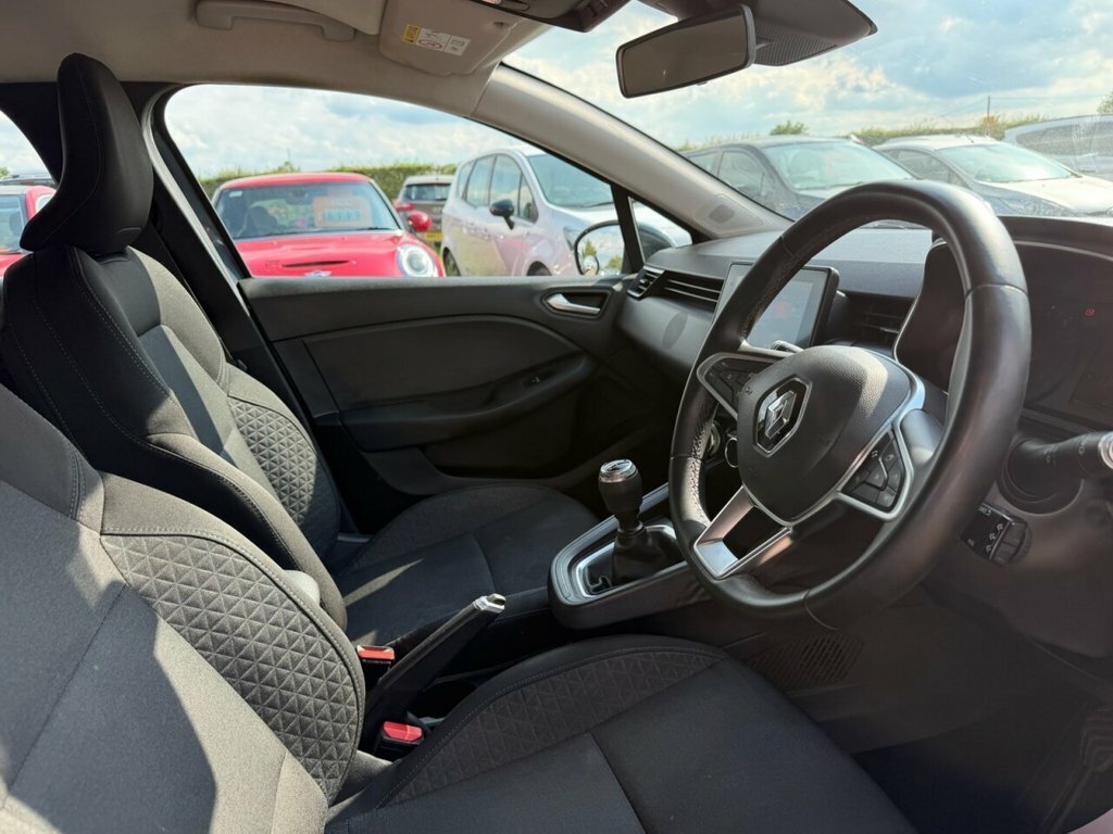 Renault Clio Renault Clio 1.0 Tce 90 Lutecia Se Black #9
