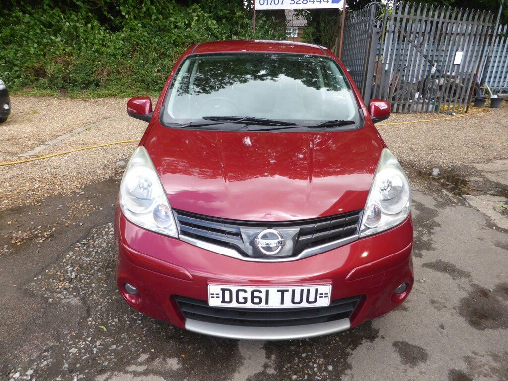 Nissan Note 1.6 16V N-tec Euro 5 Red #4